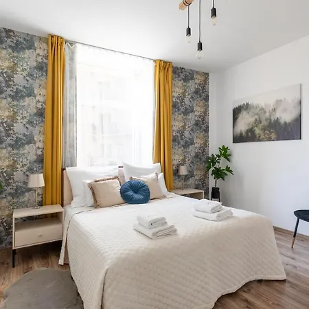Διαμέρισμα Luxe Living Castle View *