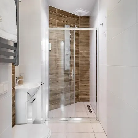 شقة Luxe Living Castle View *